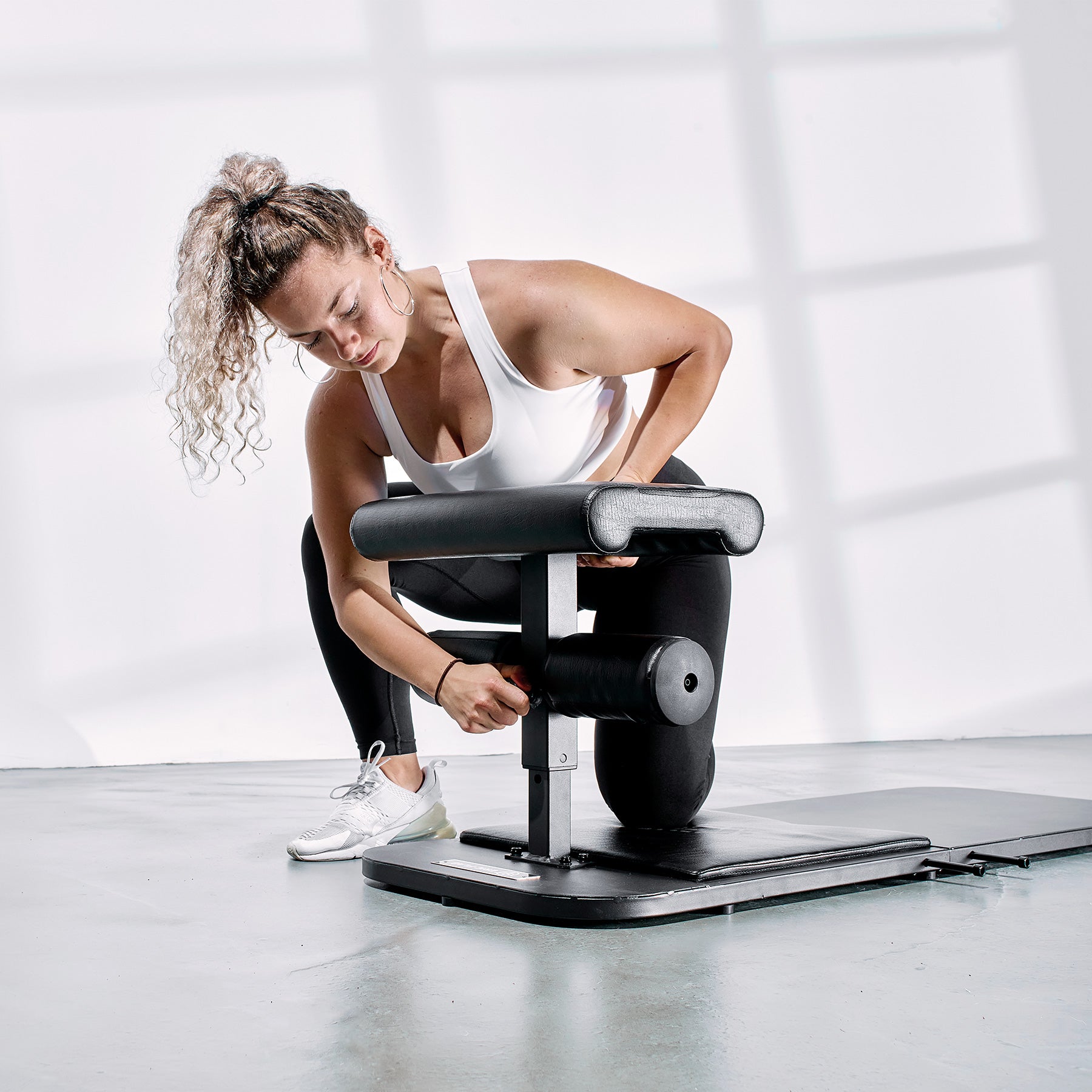 multifunctional weight bench