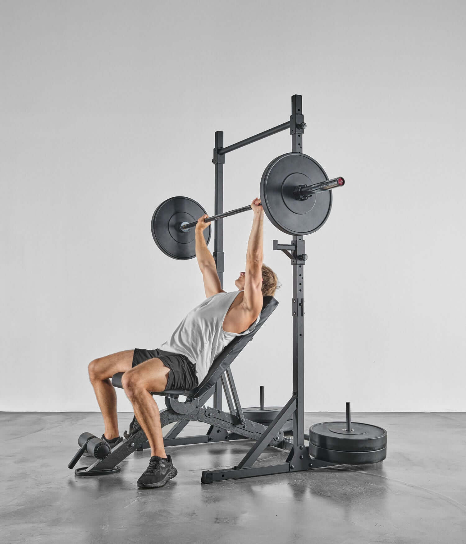Pull up bar with bar supports for squats and bench press