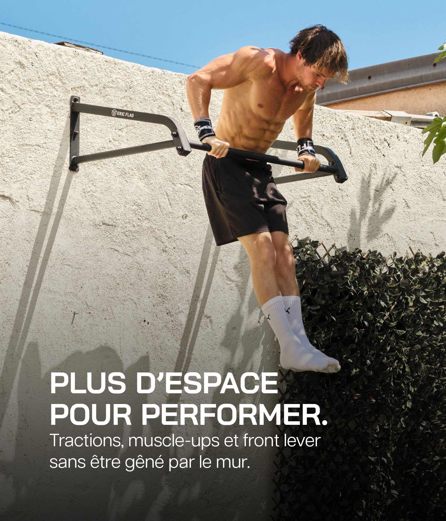 Outdoor Wall-Mounted Pull-Up Bar