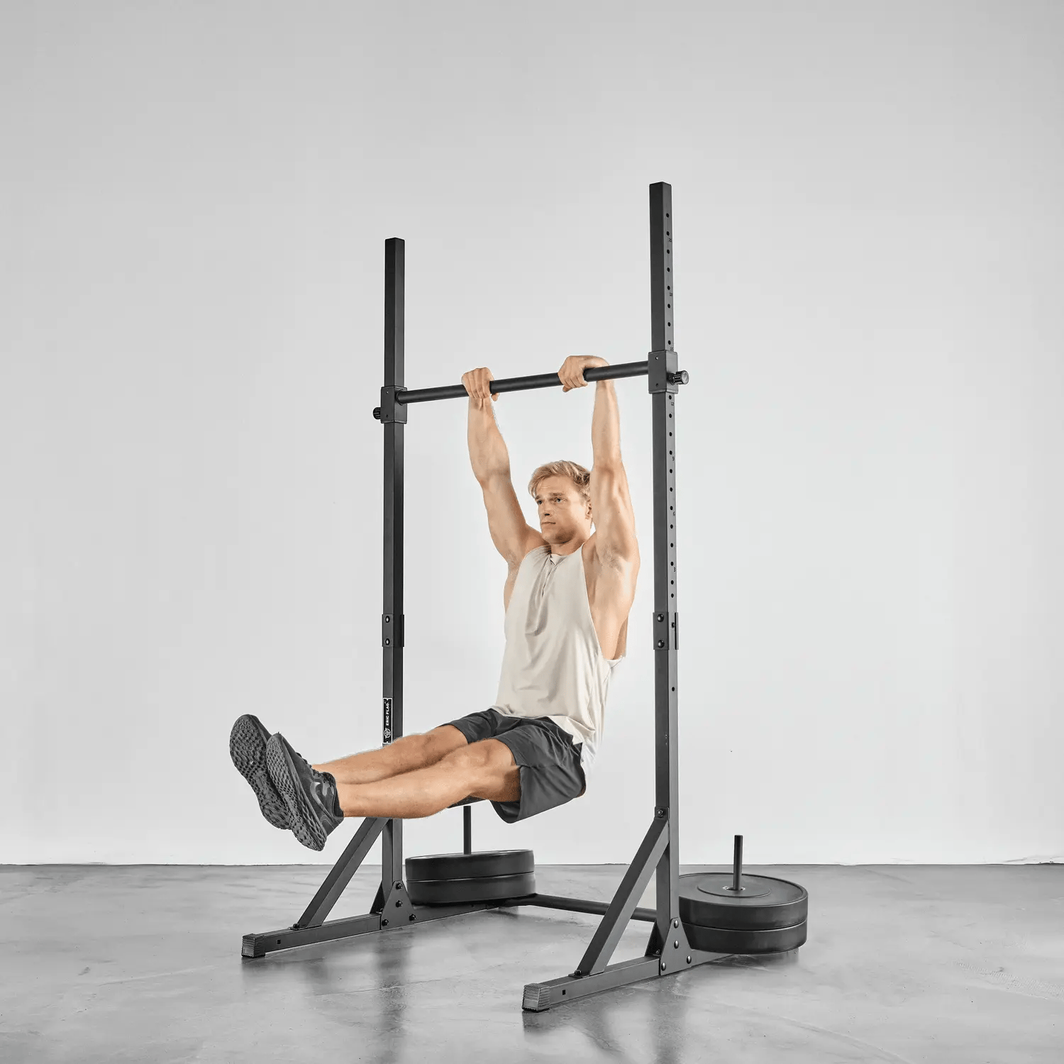 free-standing pull-up bar