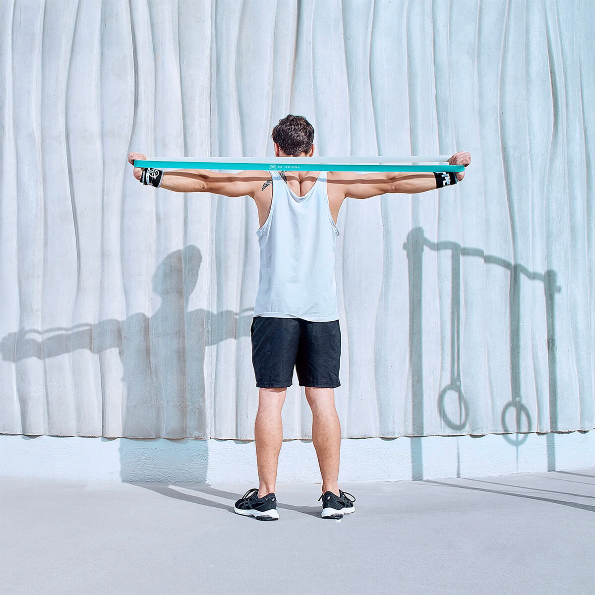 Calisthenics Bar + 3 Elastic Bands + Liquid Chalk