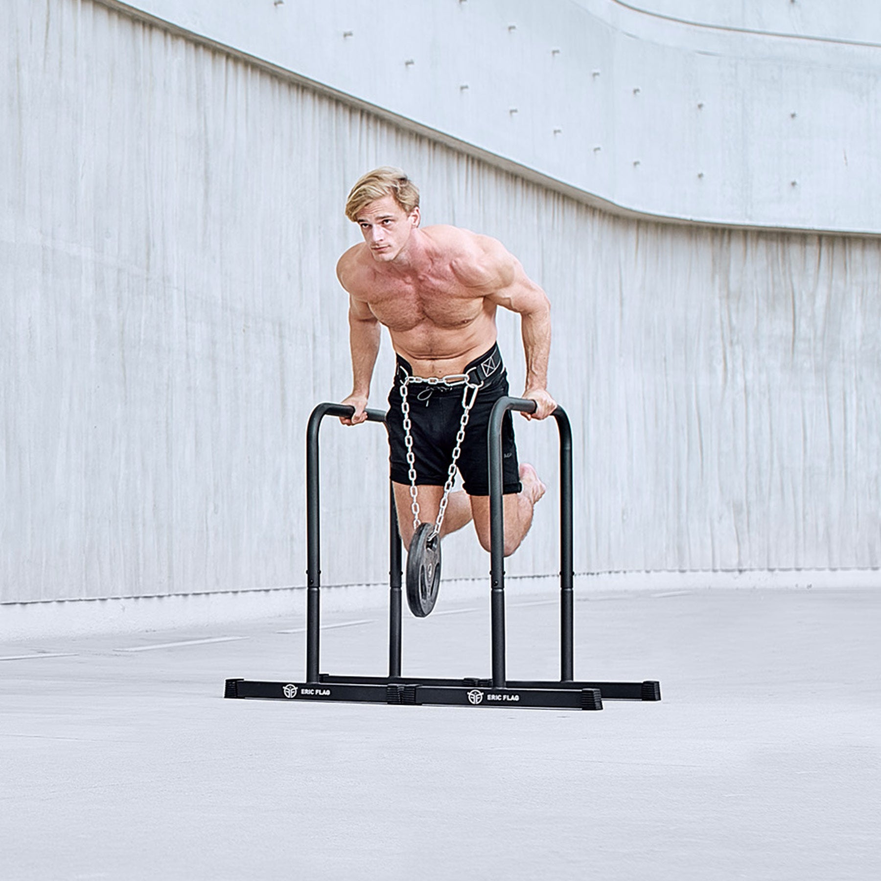 Pack Wooden Parallettes + Weighted Belt + Liquid Chalk