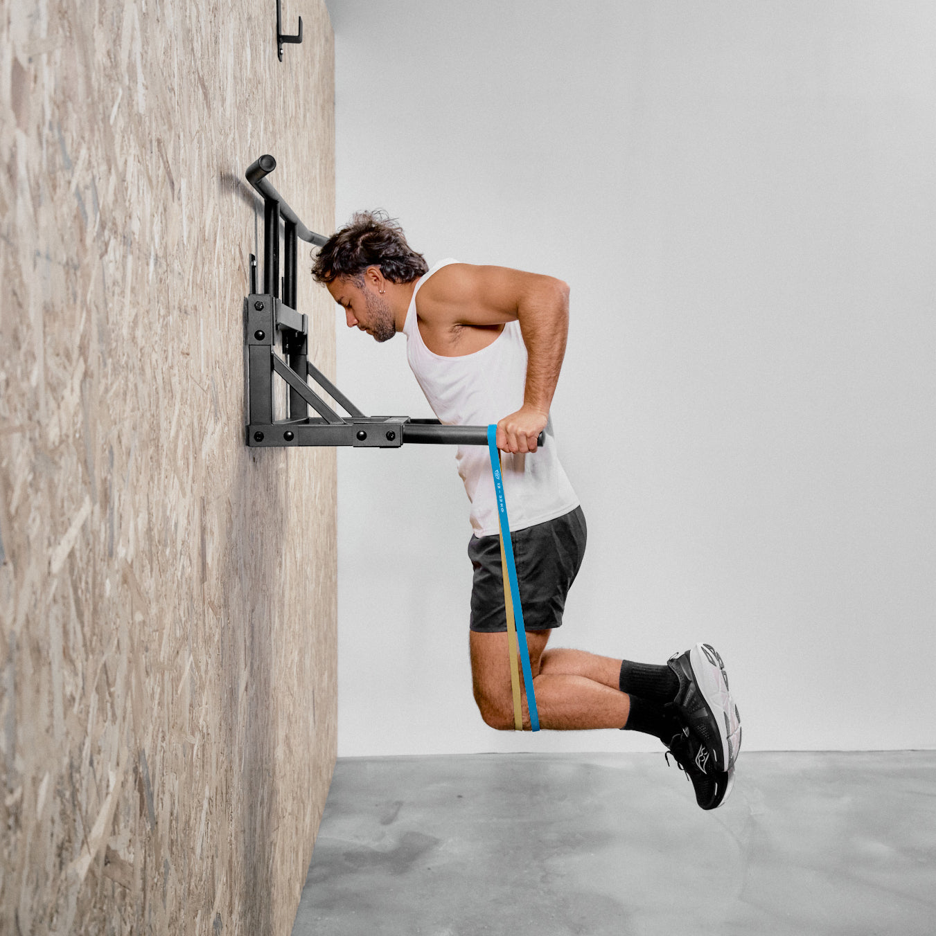 dips sur barre murale