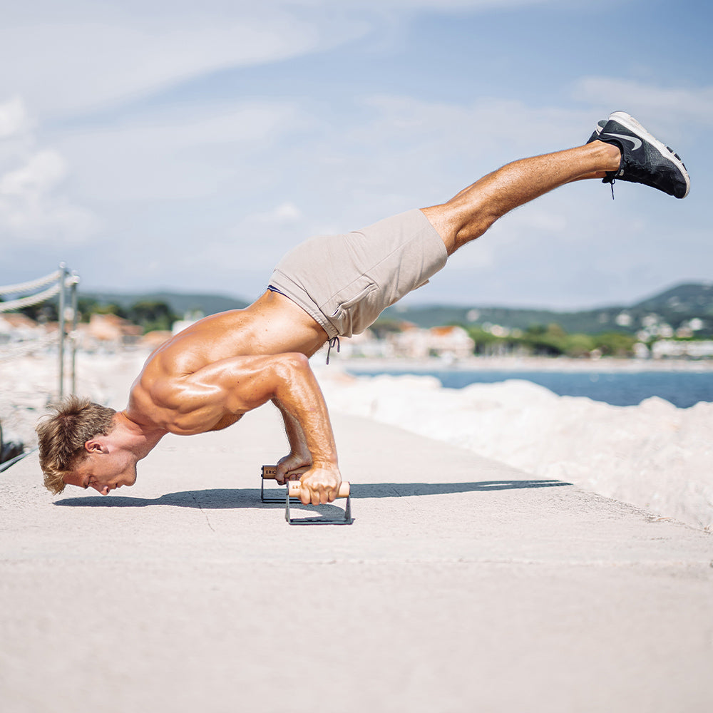 Set Gymnastikmatte + 3 Widerstandsbänder + Liegestützgriffe