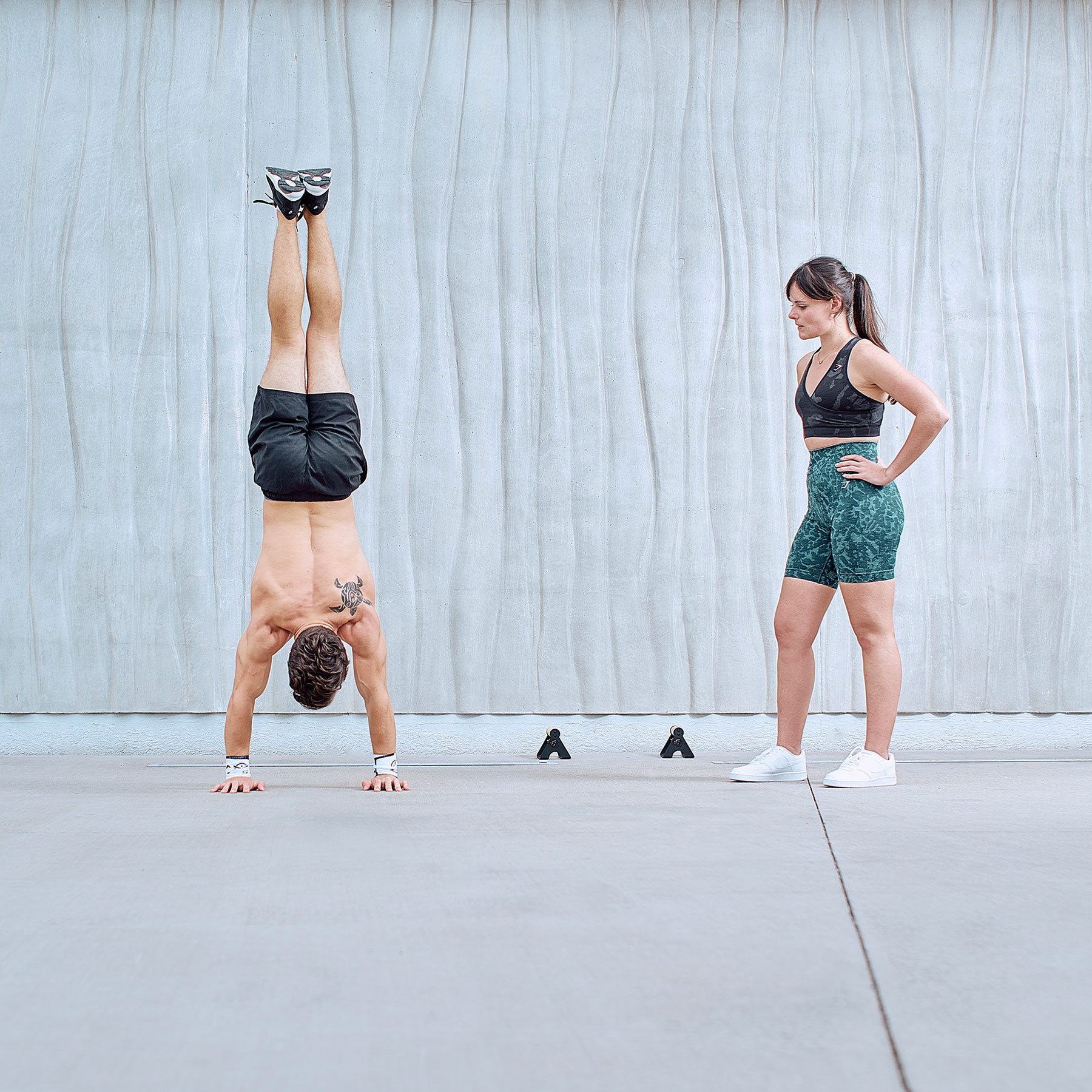 handstand protèges poignets